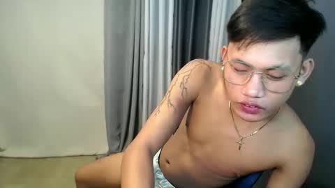 hugecockjames09 online show from 09.15.25