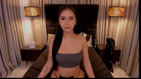 Snapshot of hugeirish2003 chatting on 09.30.25 Irish online show from 09.30.25