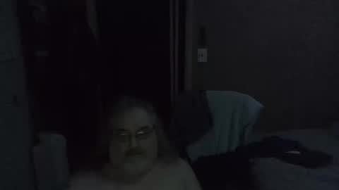 lonely huggy bear online show from 04.13.26