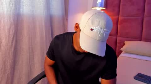 Hugo Cano online show from 11.02.25