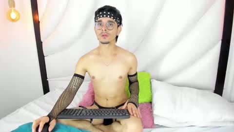 Snapshot of hugo_cooper chatting on 02.24.25 HUGO online show from 02.24.25