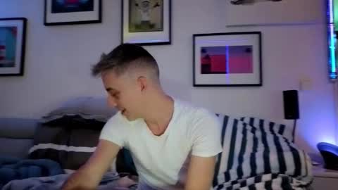 Hugo online show from 01.04.25