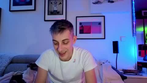 Hugo online show from 01.12.25