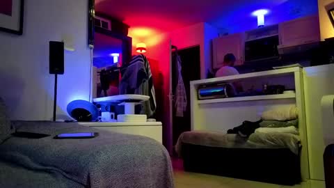 Hugo online show from 01.18.25