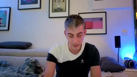 Hugo online show from 11.21.25