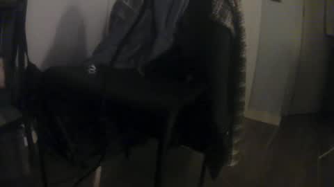 huguit026 online show from 02.19.25