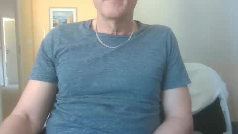 hundeleine online show from 04.21.26