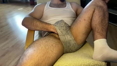 Snapshot of hundick_69 chatting on 04.28.26 hundick_69 online show from 04.28.26