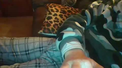 Snapshot of hung69foryou chatting on 10.18.25 hung69foryou online show from 10.18.25