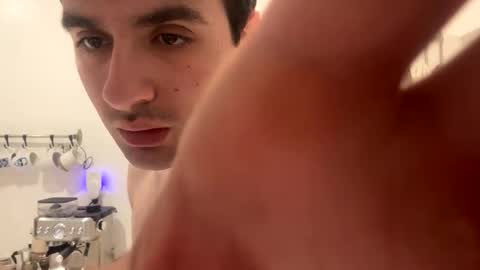 hung_college01 online show from 11.05.25