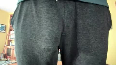 Snapshot of hung_hot_fit10 chatting on 12.24.24 Big uncut cock dripping online show from 12.24.24