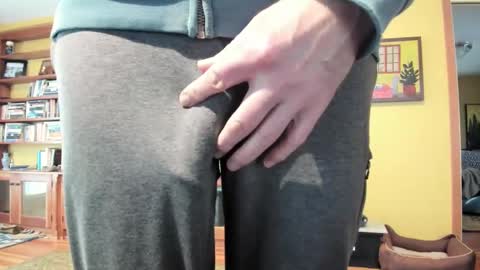 Snapshot of hung_hot_fit10 chatting on 12.30.24 Big uncut cock dripping online show from 12.30.24