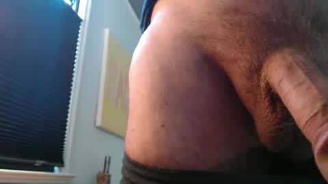 Big uncut cock dripping online show from 04.18.26