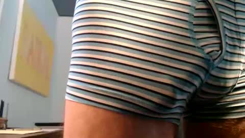 Snapshot of hung_hot_fit10 chatting on 06.08.26 Big uncut cock dripping online show from 06.08.26