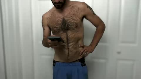 Snapshot of hungbistud916 chatting on 11.26.25 hungbistud916 online show from 11.26.25