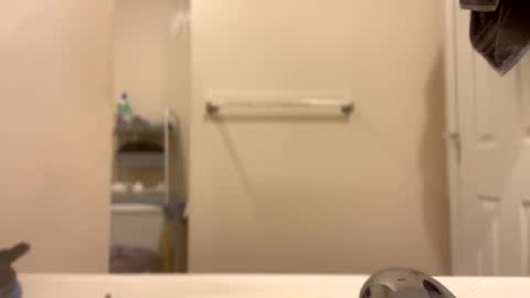 Snapshot of hungbwc99999 chatting on 03.17.26 hungbwc99999 online show from 03.17.26