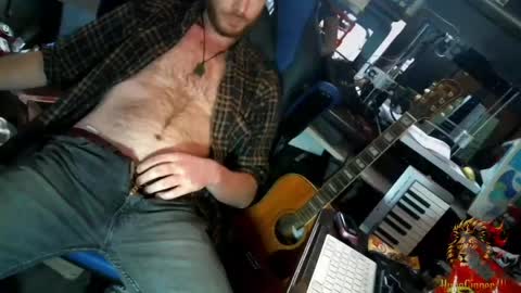 Snapshot of hungginger4u chatting on 05.29.26 HungGinger4U online show from 05.29.26