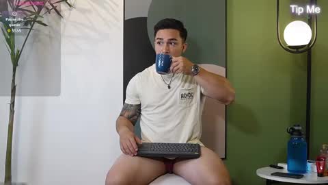 hunk_ryan online show from 02.14.25