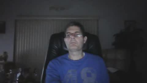 hunkmasclefad458 online show from 04.12.26