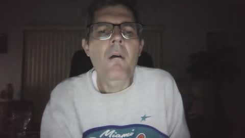 Snapshot of hunkmasclefad458 chatting on 05.14.26 hunkmasclefad458 online show from 05.14.26