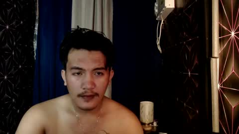 hunkylloyd online show from 12.12.24