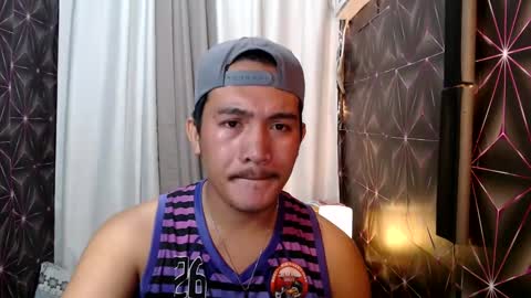 hunkylloyd online show from 01.20.25