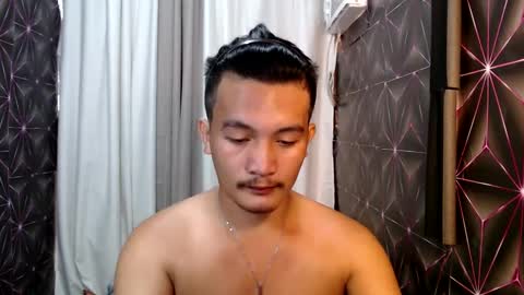 hunkylloyd online show from 02.19.25