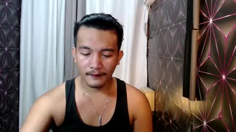 hunkylloyd online show from 02.24.25