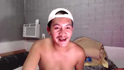 hunkylloyd online show from 04.06.26