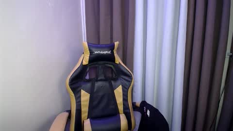 hunkyzeus online show from 06.05.26