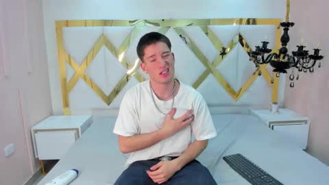 hunterheat_ online show from 09.12.25