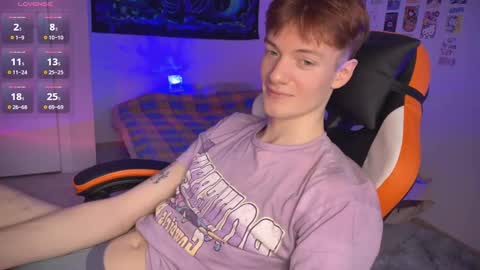 Snapshot of hunterrxxxhunter chatting on 02.10.25 Hunter online show from 02.10.25