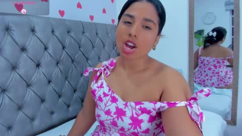 Snapshot of hurrem_had chatting on 02.13.25 H U R R E M online show from 02.13.25