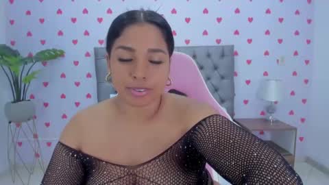 Snapshot of hurrem_had chatting on 03.05.25 H U R R E M online show from 03.05.25