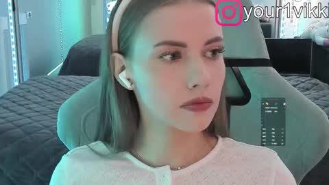 Vika online show from 12.13.25