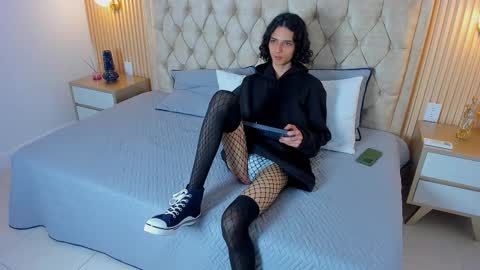 hxxyro online show from 02.09.26