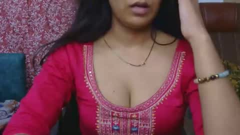 Snapshot of hy_siry chatting on 05.19.26 Siry online show from 05.19.26