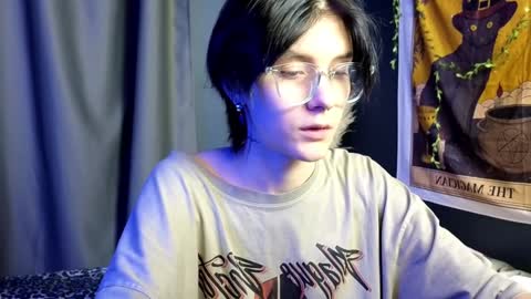 Hyeon Jin online show from 02.02.25