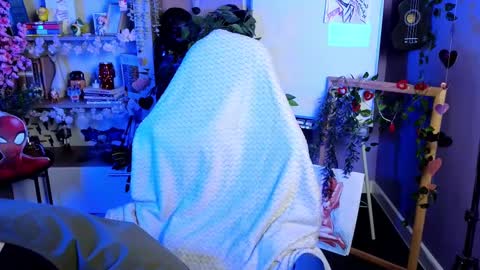 Hyeon Jin online show from 02.16.25