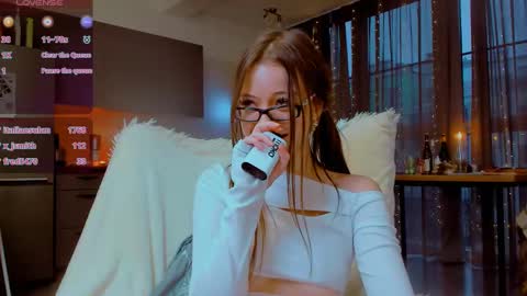 Miley. PVT open i have extra prices on nude show  online show from 02.10.25