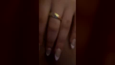 Snapshot of hypnoticlily chatting on 03.31.26 hypnoticlily online show from 03.31.26