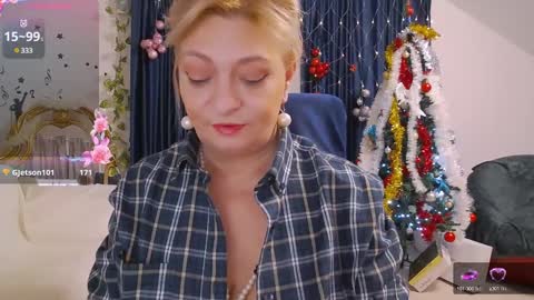 Snapshot of hypnotikcate chatting on 12.21.24 Katha online show from 12.21.24