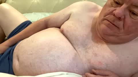 Snapshot of hypnotizing4u chatting on 02.05.26 hypnotizing4u online show from 02.05.26