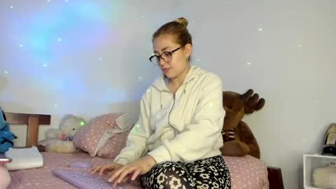 Hyun Joo online show from 04.24.26