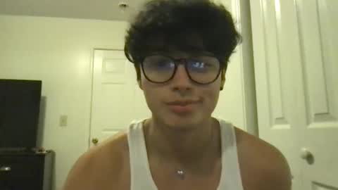 hyunluv online show from 10.03.25