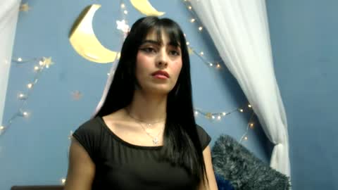 Snapshot of i_alessia chatting on 06.16.26 i_alessia online show from 06.16.26