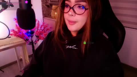 Ari online show from 07.24.26