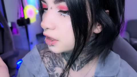 Snapshot of i_died_again chatting on 05.29.26 Asya online show from 05.29.26