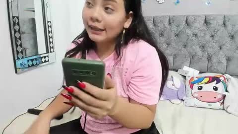 iam_mai online show from 01.18.25