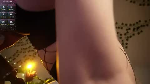 Meg  online show from 12.23.25